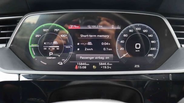 Audi e-tron 60 300 kW image number 10