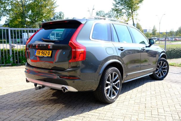 Volvo XC90 AWD D4 140 kW image number 3