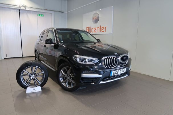 BMW X3 xDrive30e M 216 kW image number 1