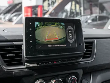 Car image 26