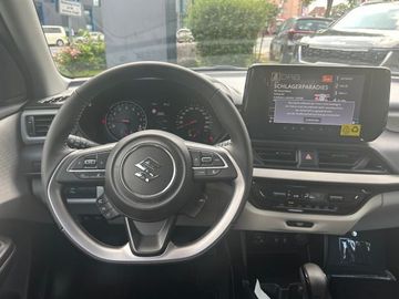 Car image 14