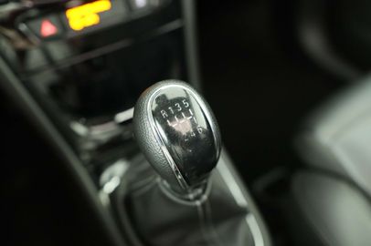 Car image 37