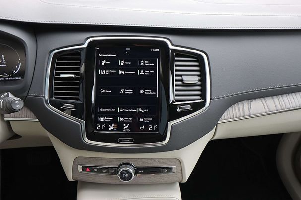 Volvo XC90 Recharge T8 AWD 288 kW image number 18