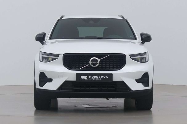 Volvo XC40 Recharge T4 Plus Dark 155 kW image number 15