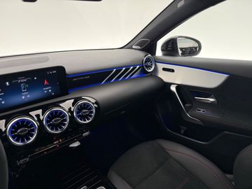 Car image 43
