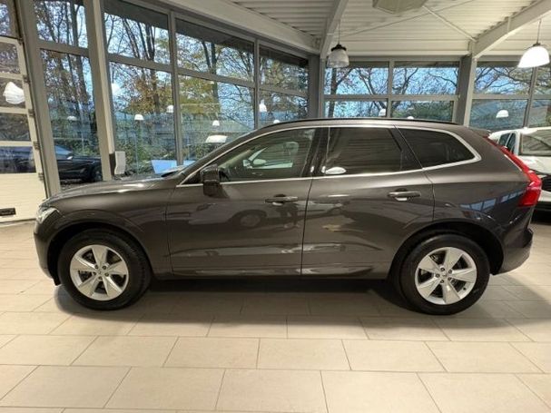 Volvo XC60 B4 Momentum Pro 145 kW image number 5