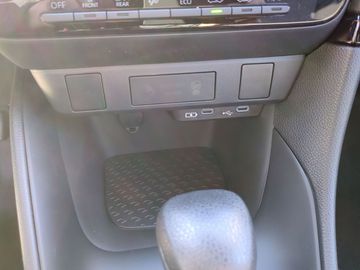 Car image 23
