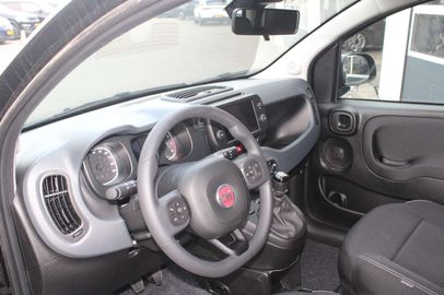 Car image 10