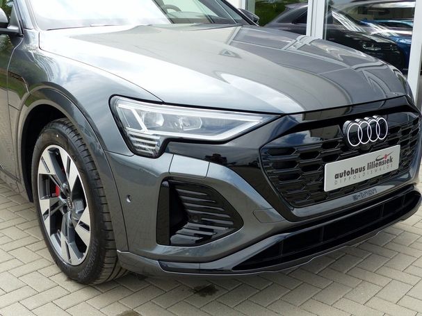 Audi Q8 55 quattro e-tron S-line 300 kW image number 1