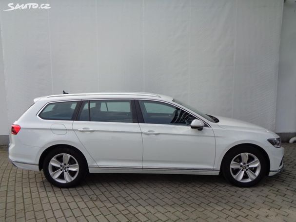 Volkswagen Passat Variant 1.5 TSI Elegance DSG 110 kW image number 7