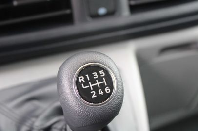 Car image 24