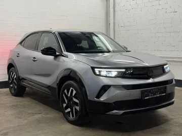 Car image 2