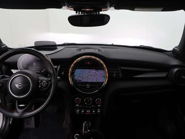 Car image 37