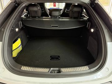 Car image 33
