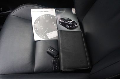 Car image 37