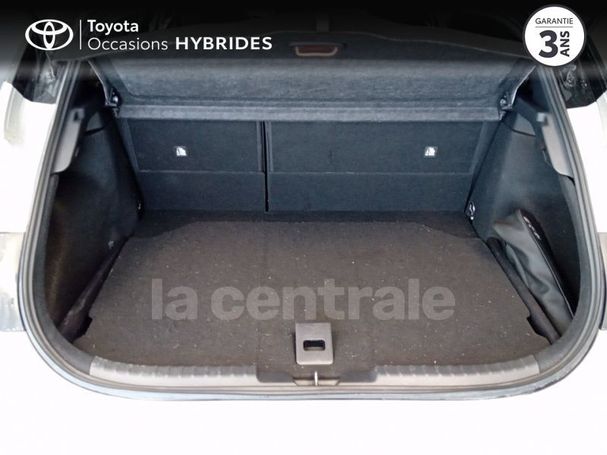 Toyota Corolla Hybrid 135 kW image number 12