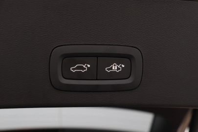 Car image 49