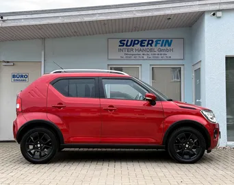 Car image 3