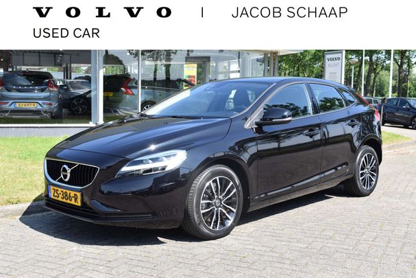 Volvo V40 T2 90 kW image number 2