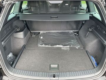 Car image 41