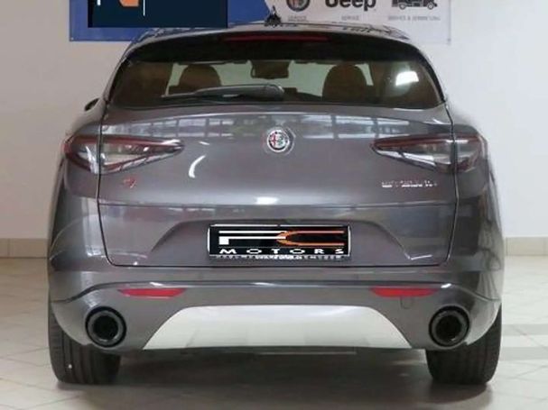 Alfa Romeo Stelvio 2.2 Q4 154 kW image number 3