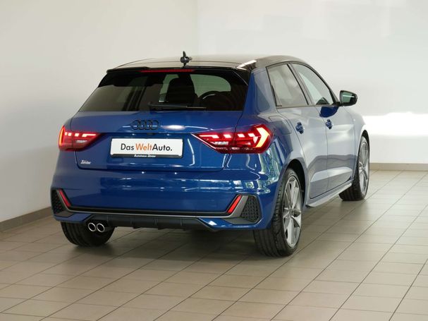 Audi A1 2.0 TFSI S-line Sportback 152 kW image number 2