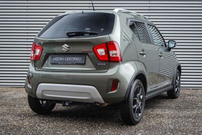 Car image 4