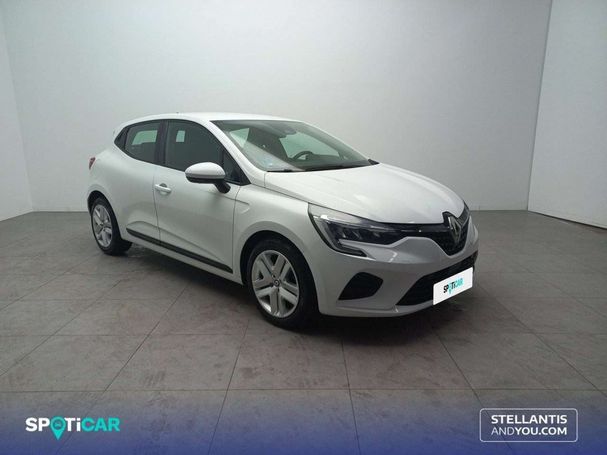 Renault Clio TCe Intens 66 kW image number 2