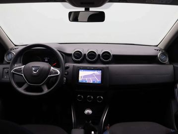 Car image 30