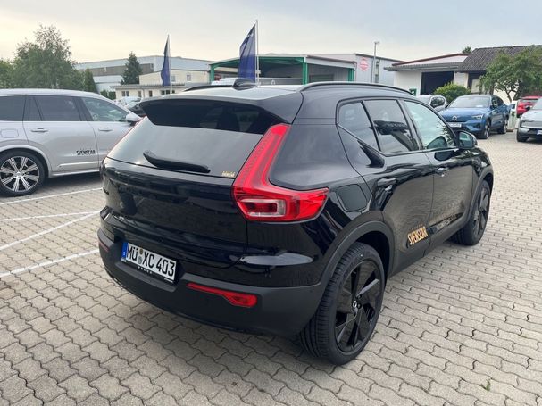 Volvo XC40 B3 Plus Black Edition 120 kW image number 11