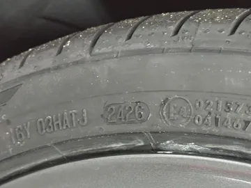 Car image 38