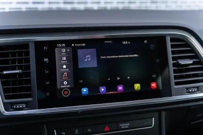 Car image 33
