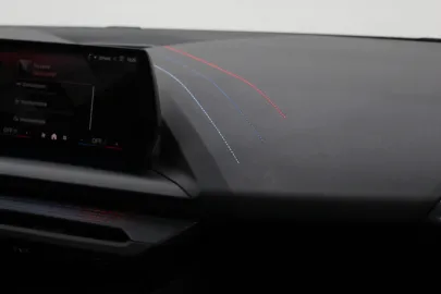 Car image 33