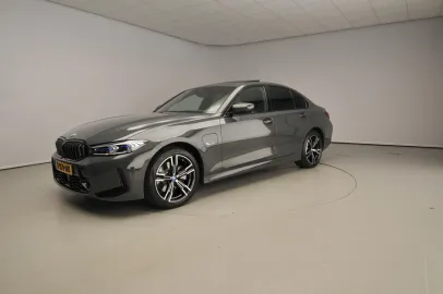 Car image 45