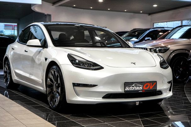 Tesla Model 3 Performance AWD 377 kW image number 32