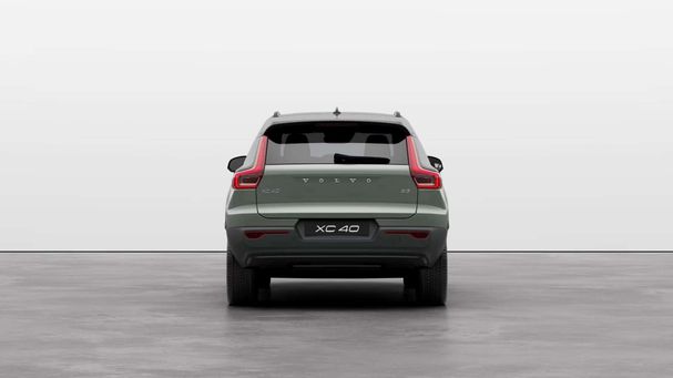 Volvo XC40 B3 Ultra Dark 120 kW image number 6