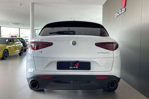 Alfa Romeo Stelvio 2.2 Diesel AT8 Q4 140 kW image number 3