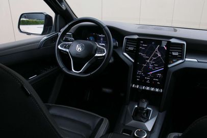 Car image 37