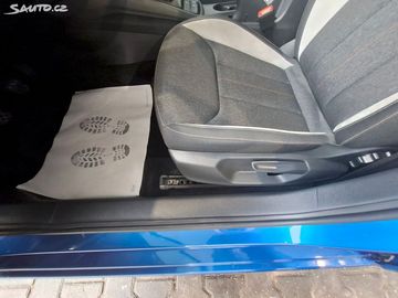 Car image 50