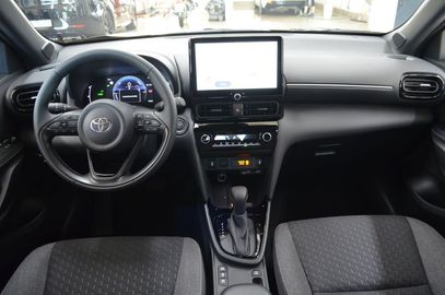 Car image 15