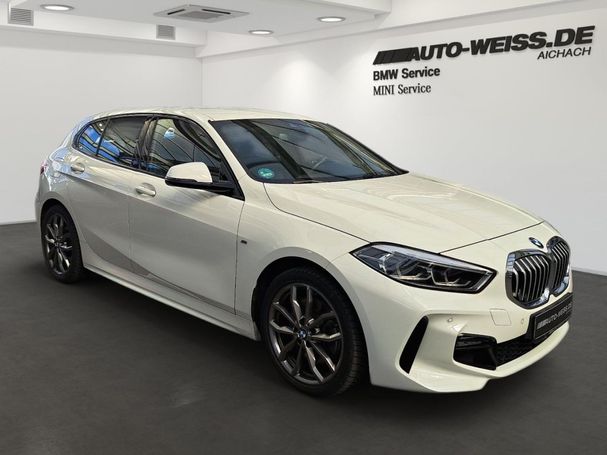 BMW 120i M Sport 131 kW image number 2