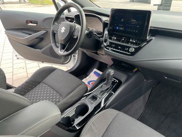 Car image 15