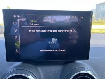 Car image 28
