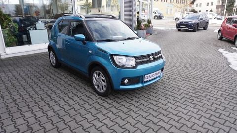 Car image 3