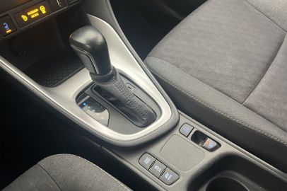 Car image 23