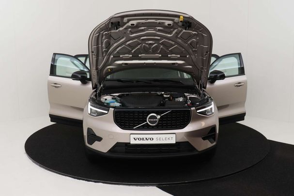 Volvo XC40 Recharge T4 Plus Dark 155 kW image number 44