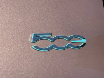 Car image 26