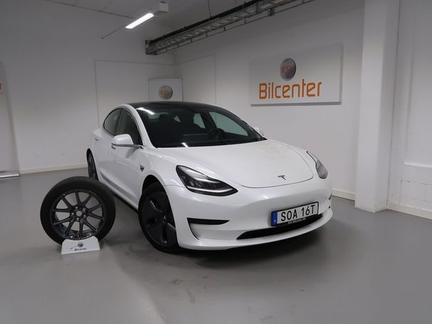 Tesla Model 3 Standard Range Plus 190 kW image number 3