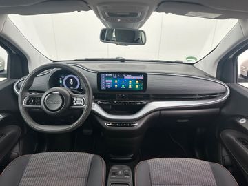 Car image 13