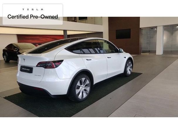 Tesla Model Y Long Range AWD 258 kW image number 18